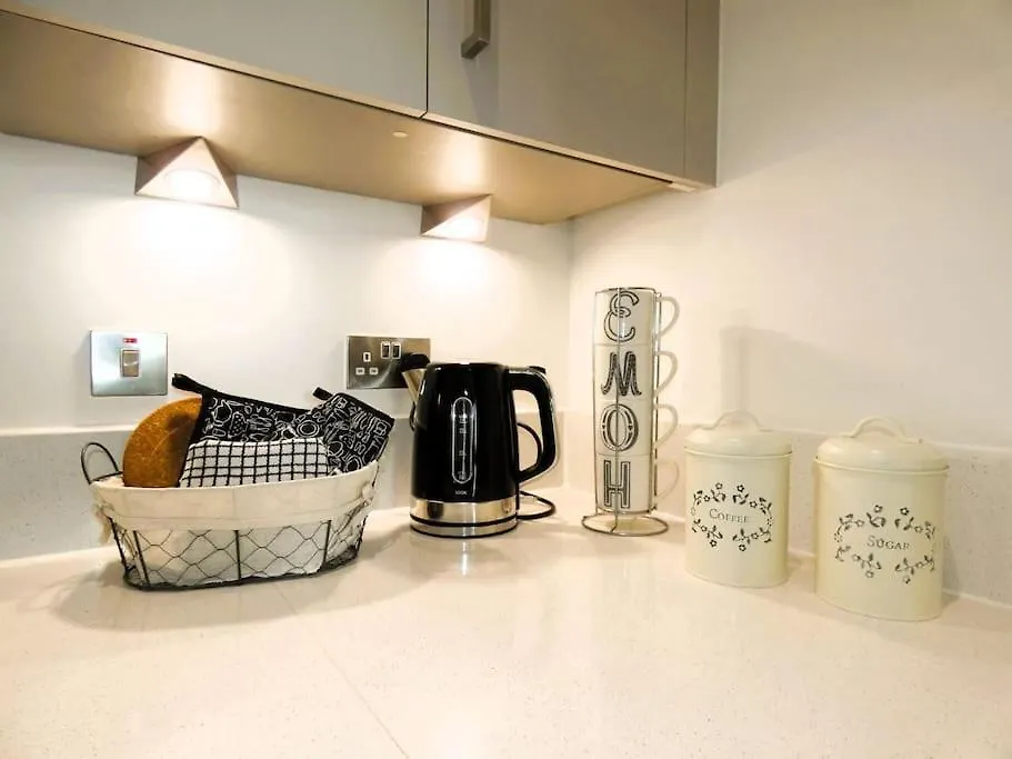 Apartment Cc Home Of London